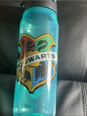 Harry Potter Hogwarts Houses Water Bottle Gryffindor Slytherin
